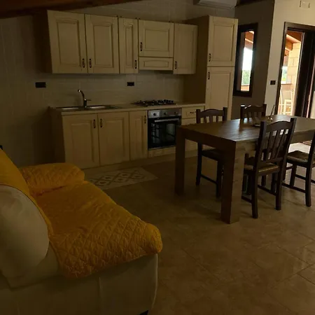 Borgo Dei Normanni Aparthotel 3*