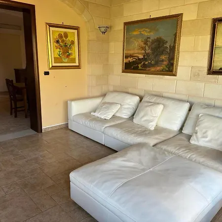 Borgo Dei Normanni מלון דירות סן ויטו דיי נורמני